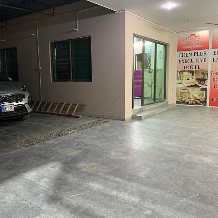 Eden Plus Executive Hotel 拉合尔 外观 照片